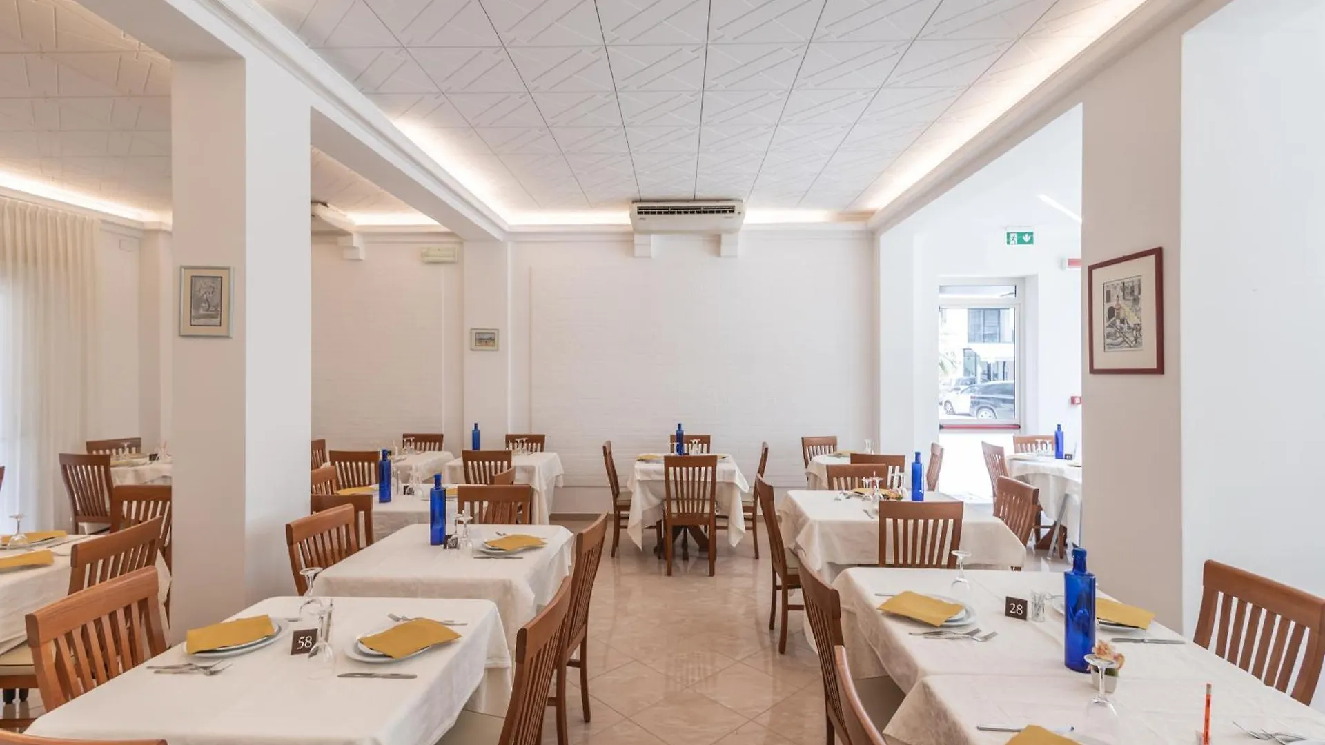 Hotel Leonardo Cattolica